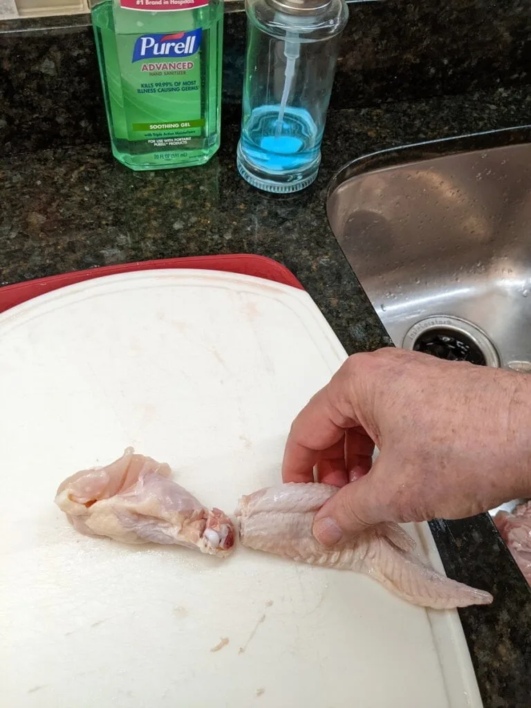 12 pieces - 02 cut chicken wing 02 cut chicken wing