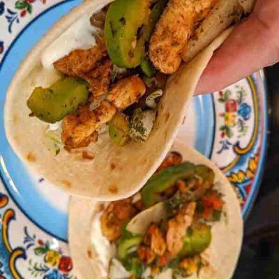 Finished chicken fajitas grill recipe 1 600x600 1