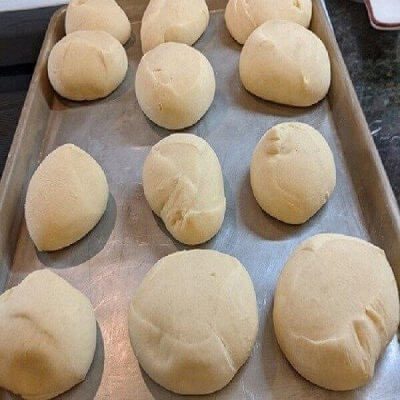 Finished yeast rolls 600x600 1