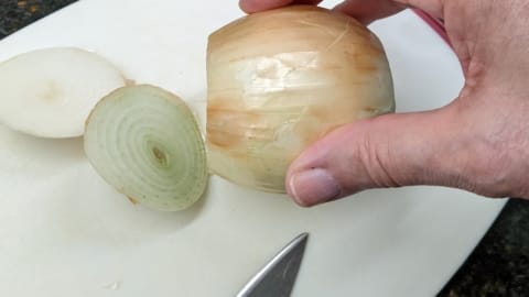 after both ends of the onion are cut off after both ends of the onion are cut off