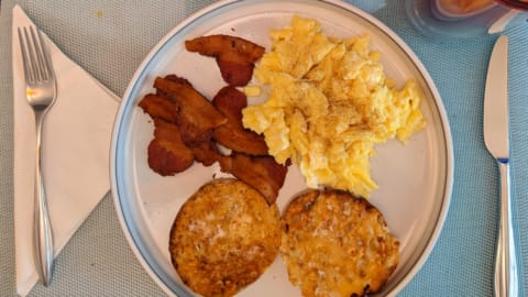 bacon nutritional values for hearty serving at breakfast meal bacon nutritional values for hearty serving at breakfast meal