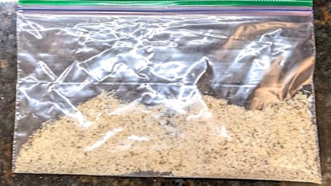 beefy onion soup mix 1 packet in a food storage snack bag beefy onion soup mix 1 packet in a food storage snack bag