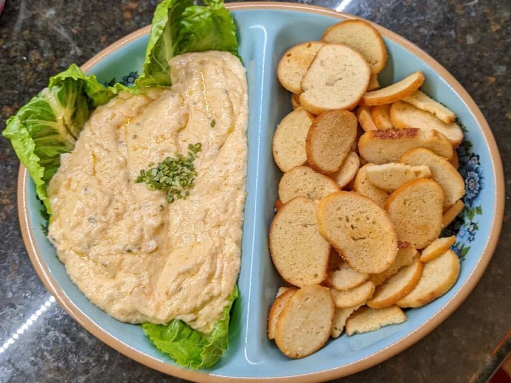 Crab dip with bagel chips for good super bowl food ideas