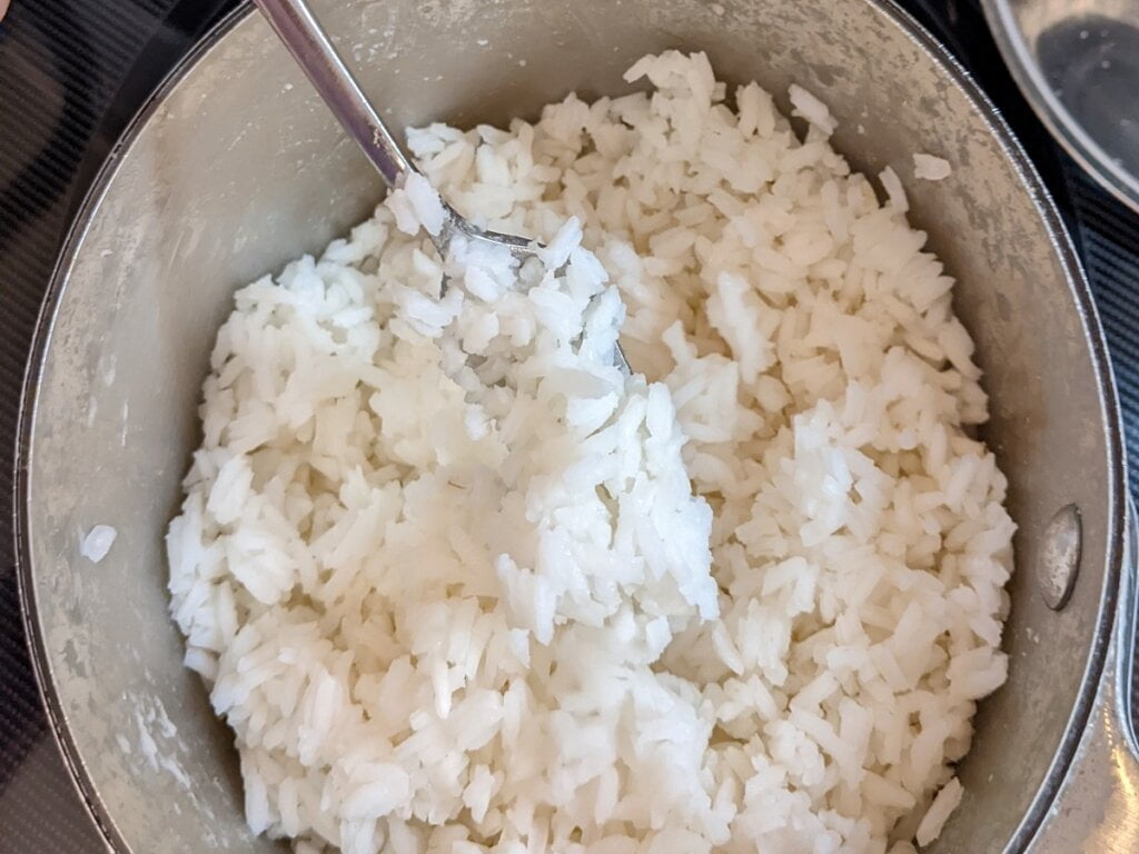 how do you cook white rice and make it fluffy