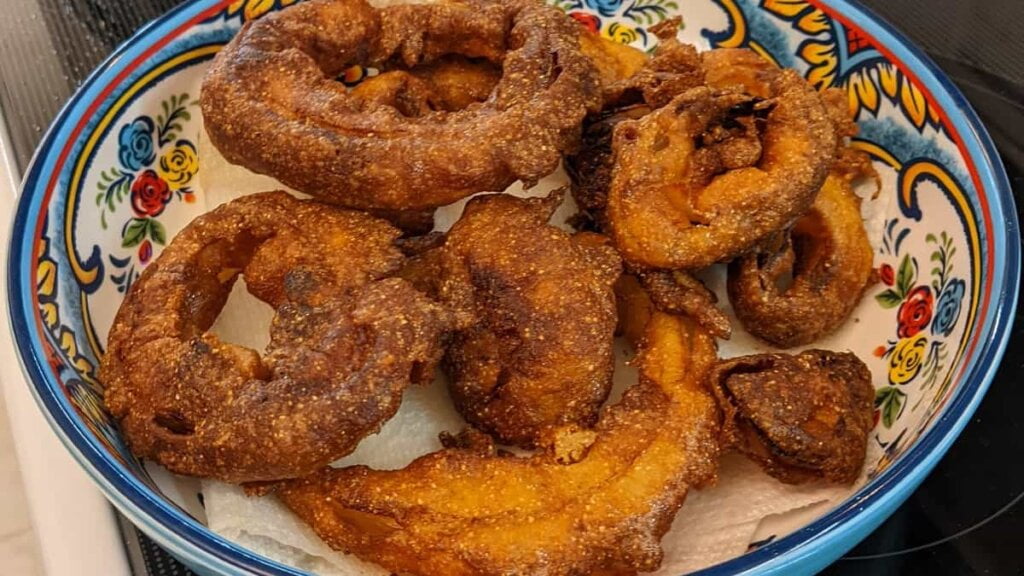 homemade onion rings to use with onion rings dipping sauce