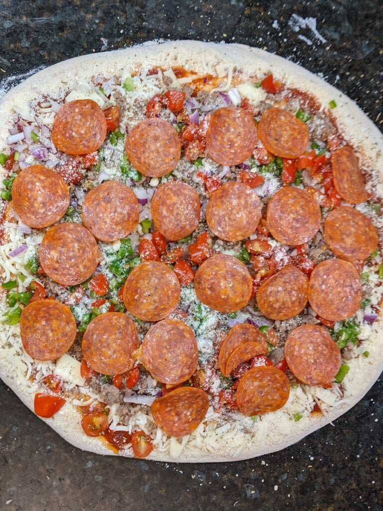 How much pepperoni goes on a pepperoni pizza