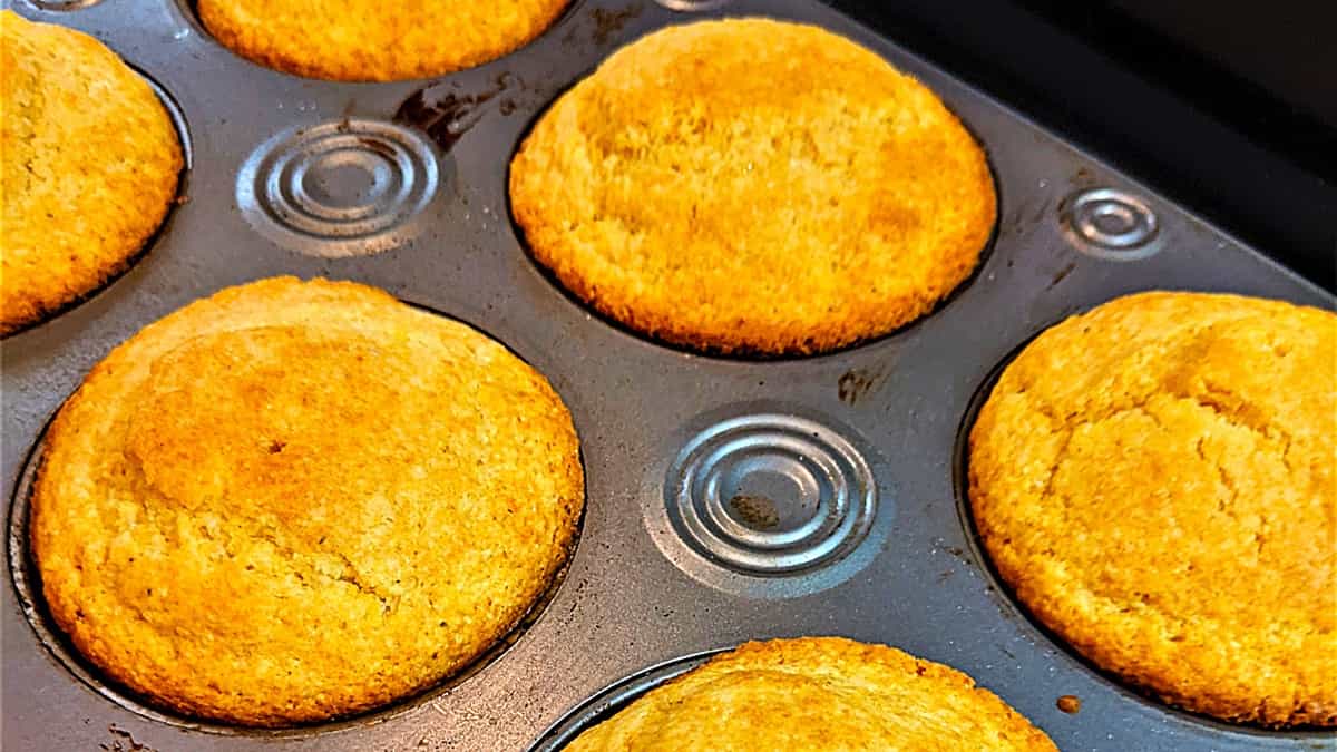 Buttermilk CORNBREAD MUFFINS