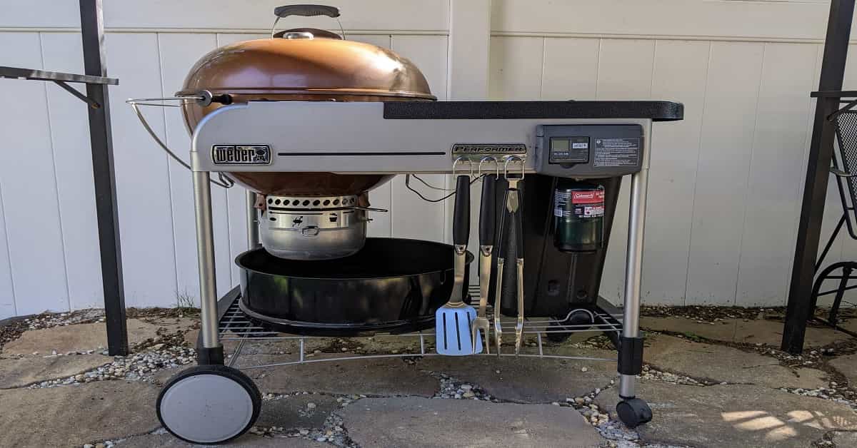 maintaining a charcoal grill