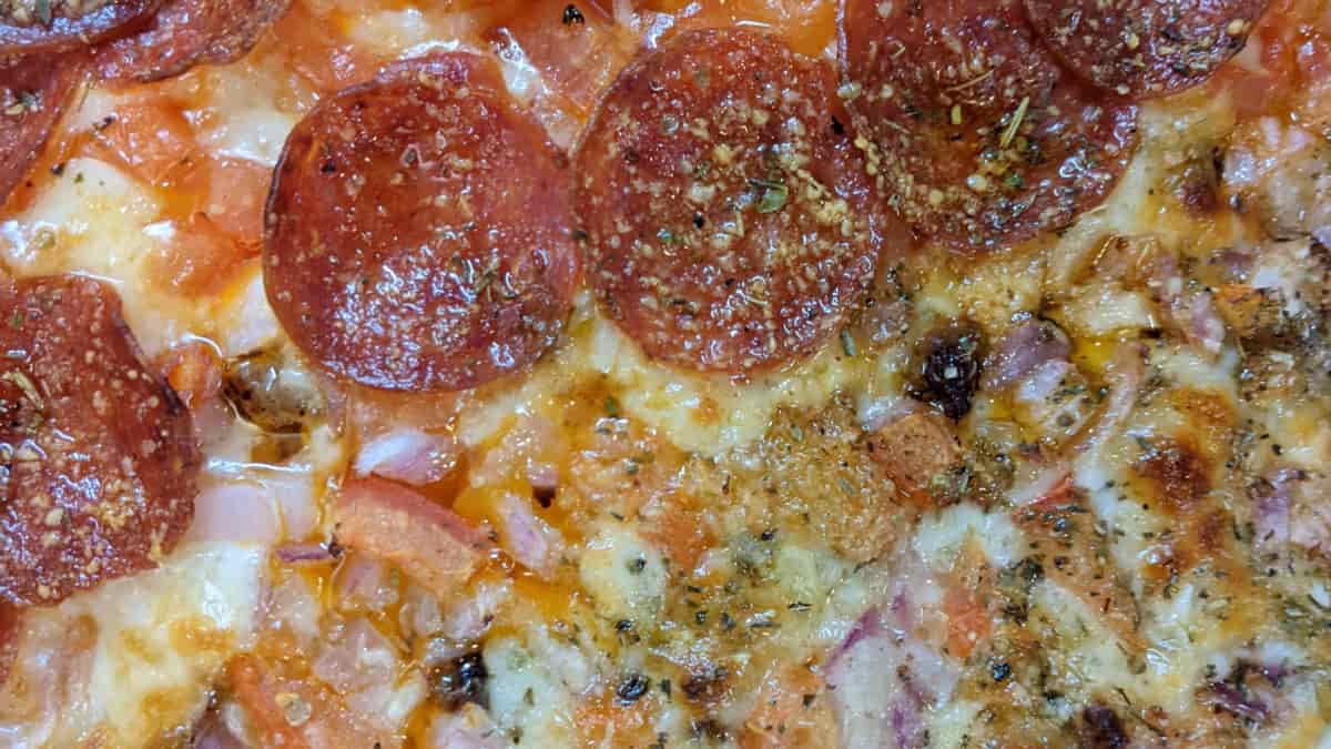 recipe for half pepperoni half sausage pizza