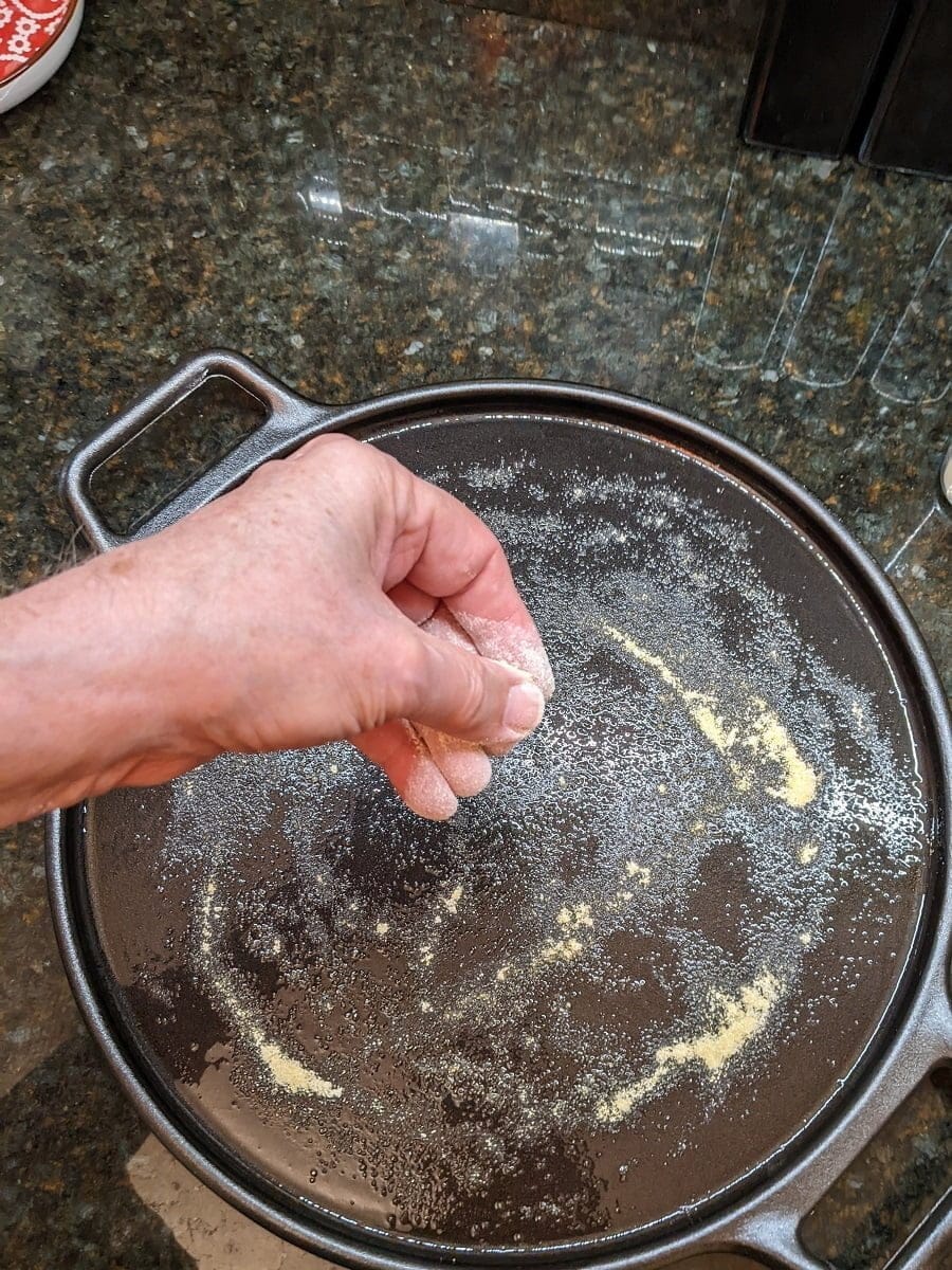 How To Make PIZZA CAST IRON PAN Recipes Darn Good Recipes