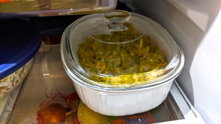 storing green bean casserole day before baking or for leftovers