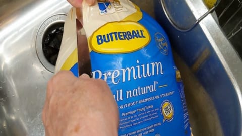 what size turkey to buy and remove wrapping